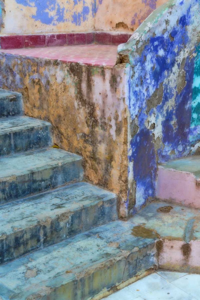 Mexico, Guanajuato Colorful stairs and wall